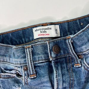 Abercrombie Boys Distressed Skinny Jeans